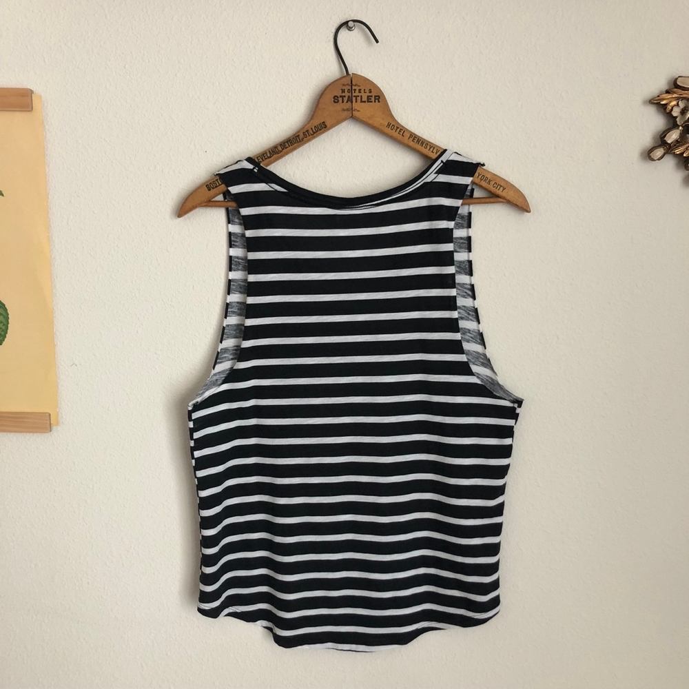 VS PINK Striped Star Pocket Tank - Picture 4 of 8